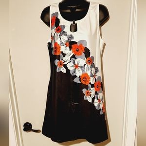 BLACK AND WHITE  DRESS W/ RED AND WHITE FLOWERS NWT SZ L